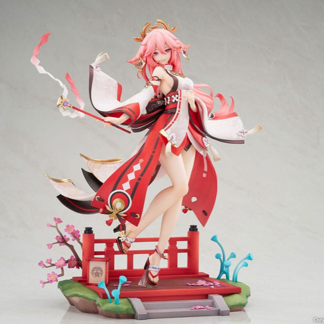Genshin Impact PVC Statue 1/7 Yae Miko Astute Amusement Ver. 28 cm