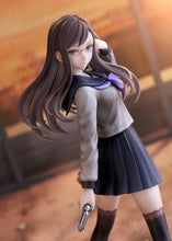 Lade das Bild in den Galerie-Viewer, 13 Sentinels: Aegis Rim PVC Statue 1/7 Megumi Yakushiji 24 cm
