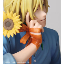 Lade das Bild in den Galerie-Viewer, Banana Fish PVC Statue 1/8 Ash Lynx Birthday Ver. 18 cm
