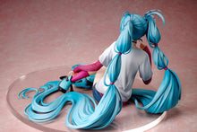 Lade das Bild in den Galerie-Viewer, Hatsune Miku Statue 1/4 Yoneyama Mai The Latest Street Style &quot;Cute&quot; 17 cm
