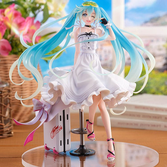 Hatsune Miku GT Project Original PVC Statue 1/7 Vacation Style Ver. 24 cm